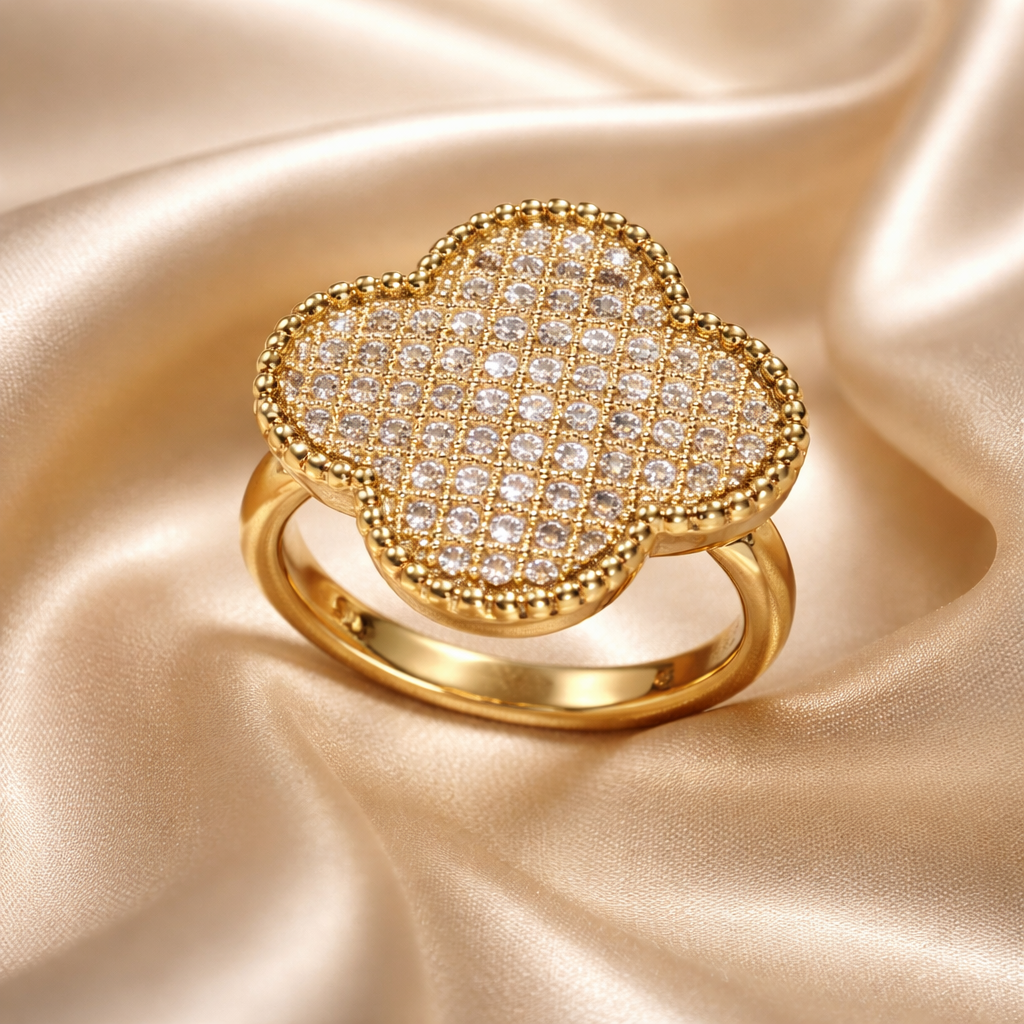 Anillo trébol circonias