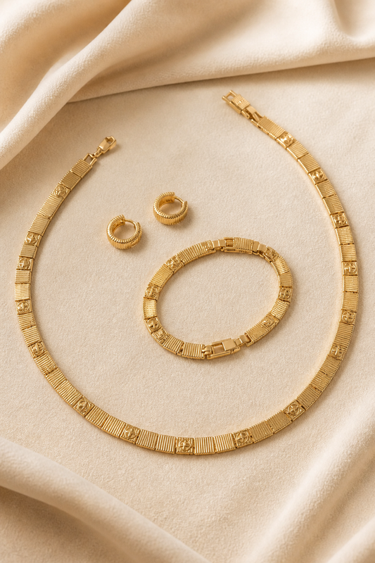 Conjunto pulsera, caravanas y gargantilla