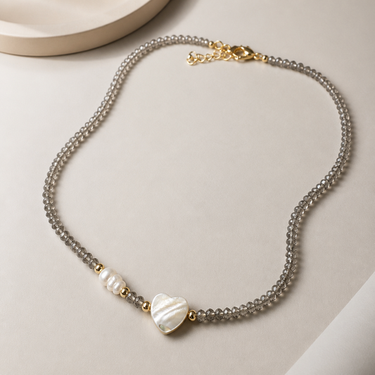 Collar cristales con corazones en Nacar