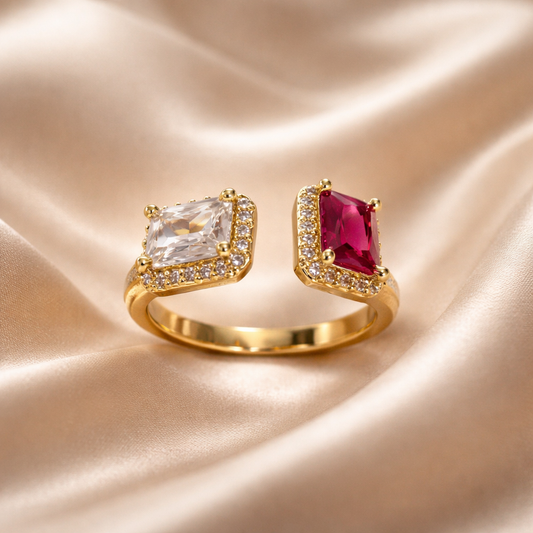 Anillo bañado en Oro 18 con cristales