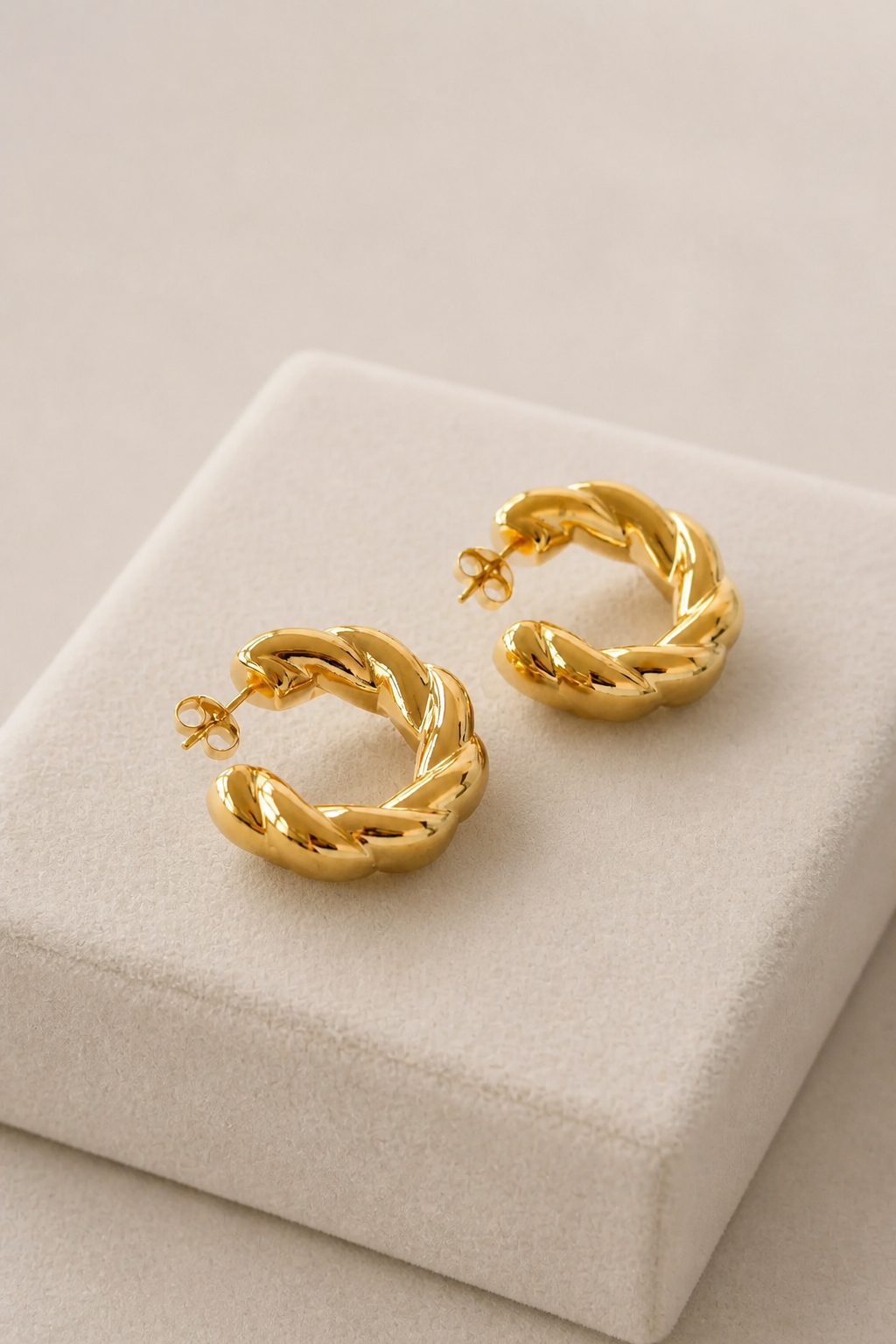 Aros de acero bañados en oro 18