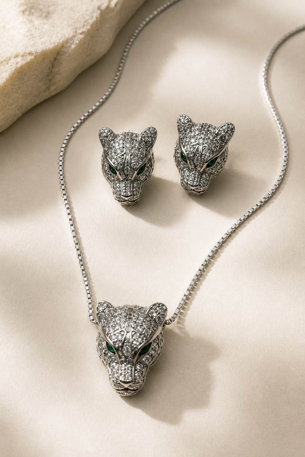 Conjunto caravanas y cadena