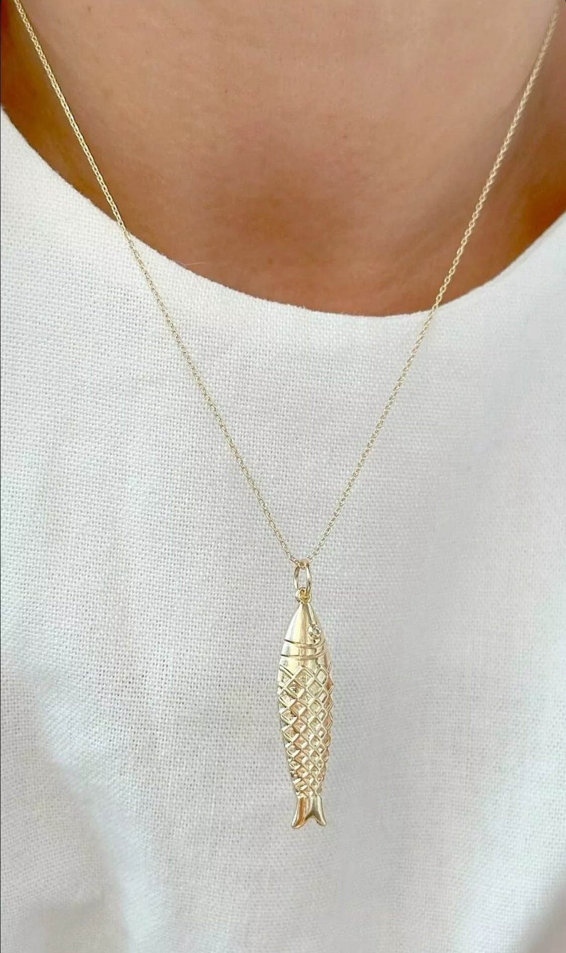 Cadena con Pez bañada en oro 18