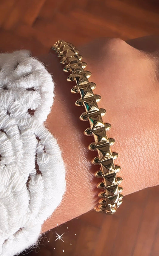 Brazalete bañado en Oro 18