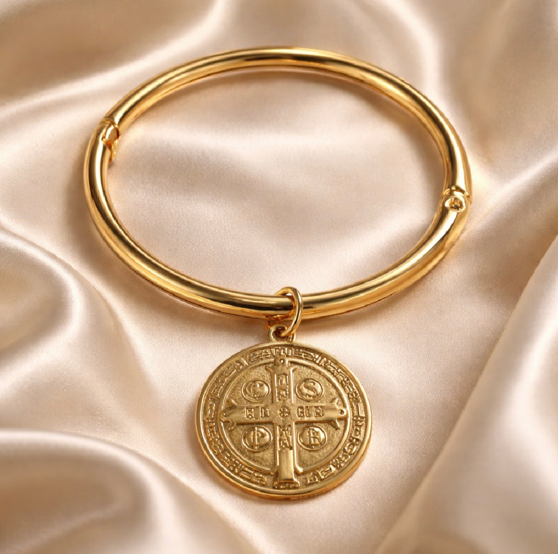 San Benito Promoción Pulsera + Cadena
