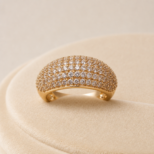 Anillo de circonias
