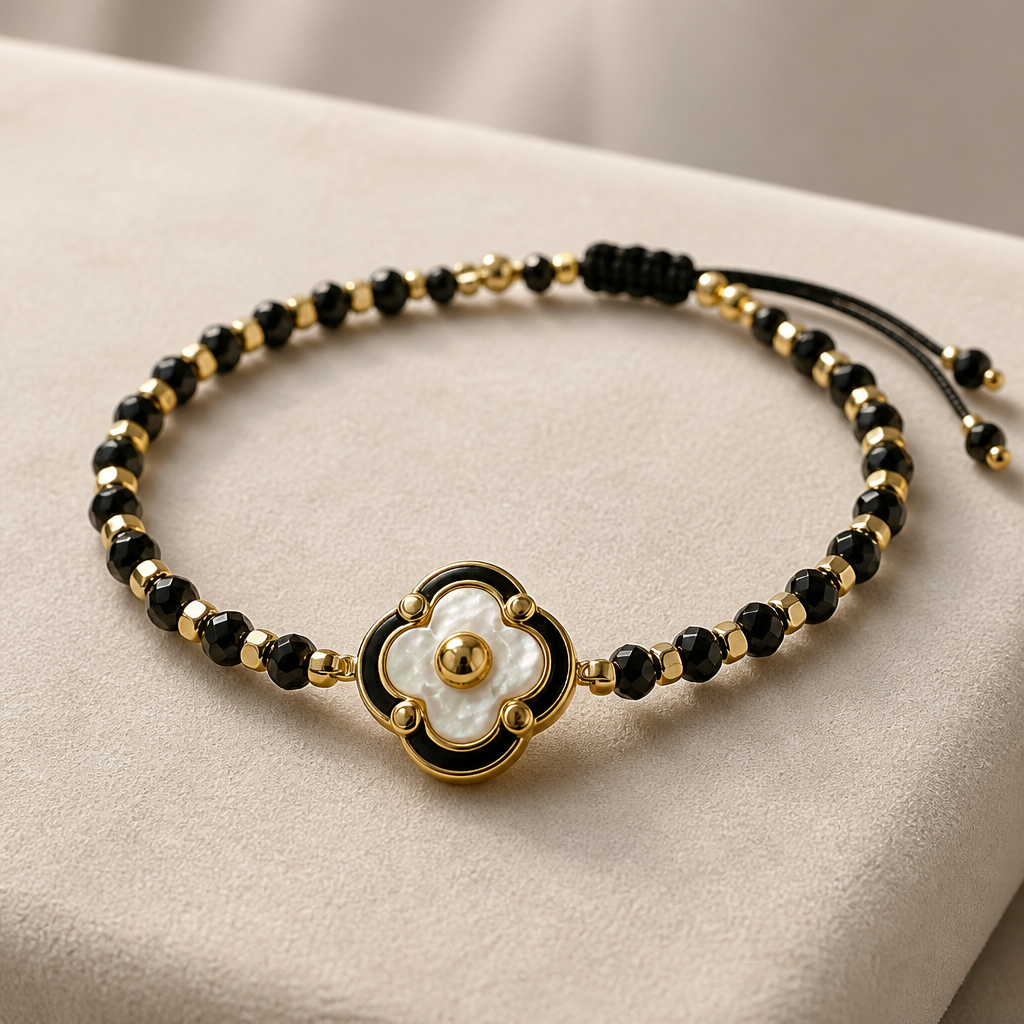 Pulsera de trebol de nacar