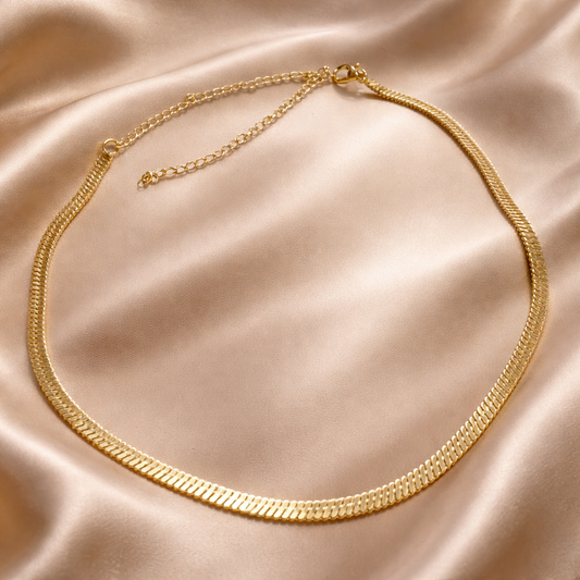 Collar de acero