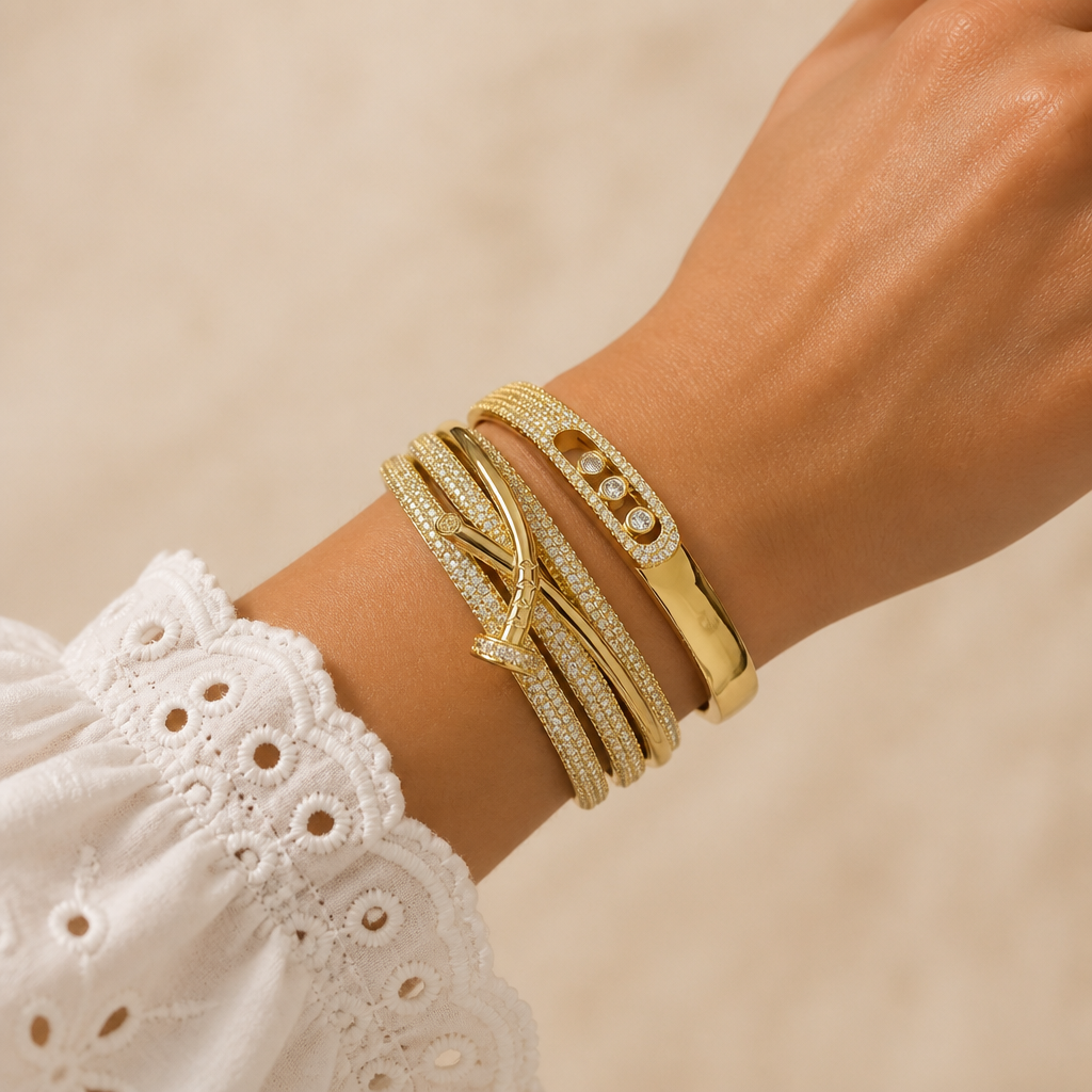 Brazalete ancho con circonias