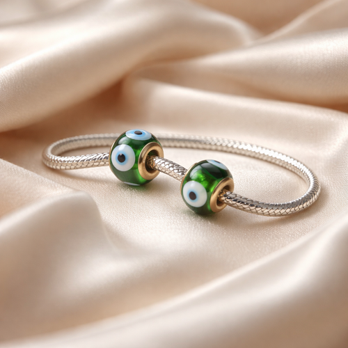 Pulseras con dijes de murano