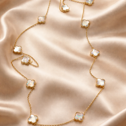 Collar de tréboles de Nacar