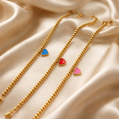 Set de pulseras de acero con corazones