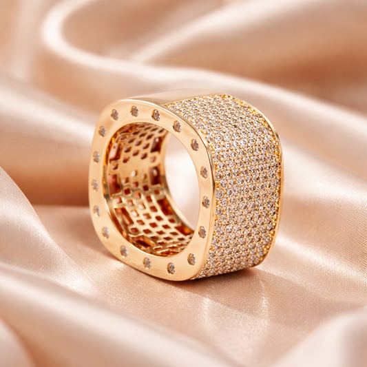 Anillo Cuadrado de Plata Italiana bañado en oro 18 con Circonias