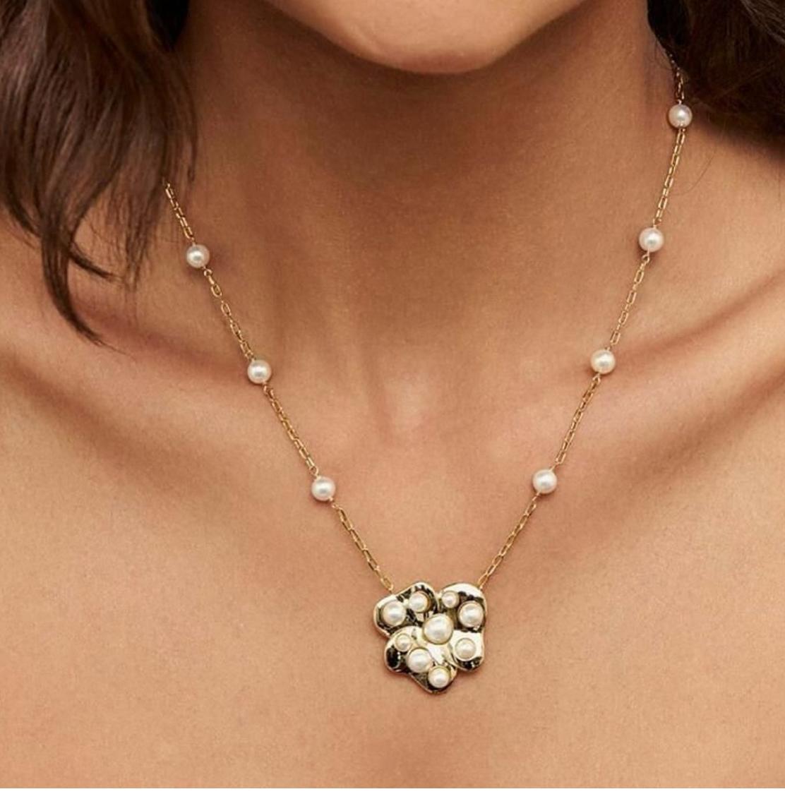 Cadena bañada en Oro 18 con perlas de rio