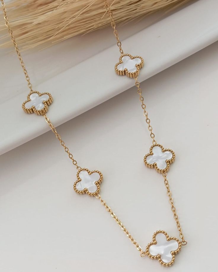Collar de 7 Treboles